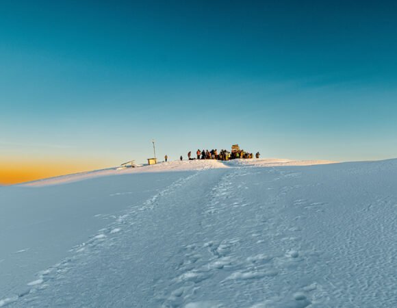 10-day trip: climbing Kilimanjaro